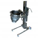 Solution de manutention ergonomique VARIMIXER FlexLift pour les cuisines professionnelles et les industries agroalimentaires.